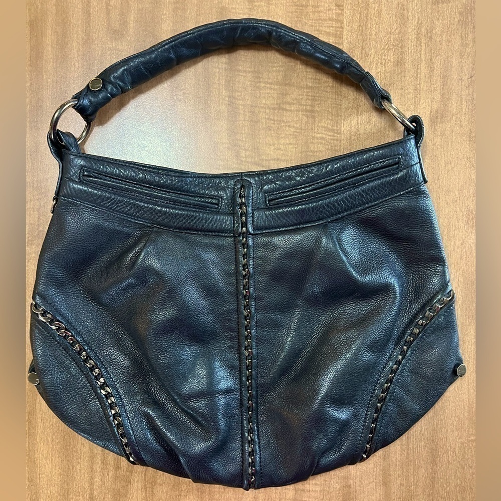 Kenneth Cole New York Black Leather Shoulder Bag siver-tone Chain Detail